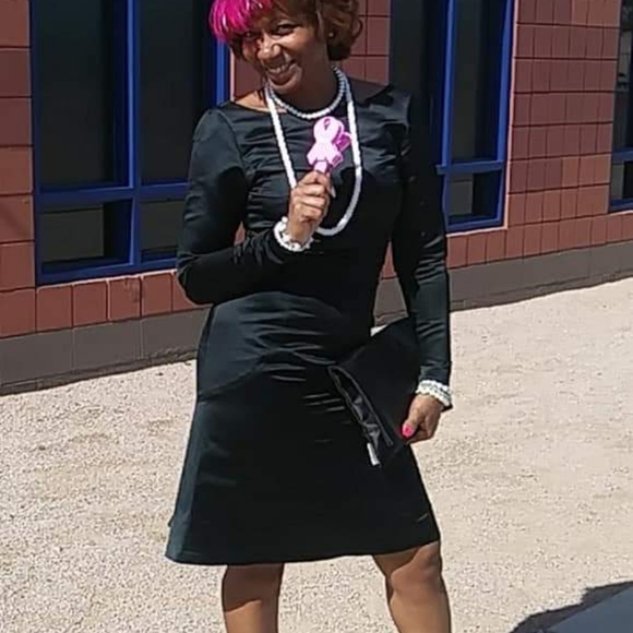 Meet your Posher, Claudette - Picture 2 of 16